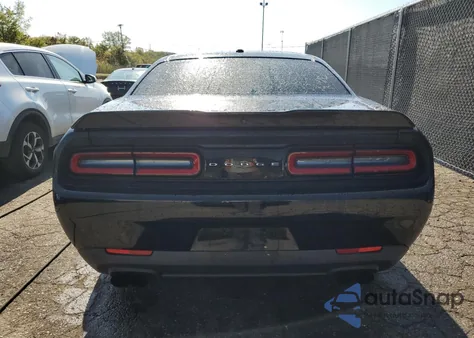 2013 Dodge Challenger Srt-8 из США, поврежденный, VIN 2C3CDYCJ9DH669328